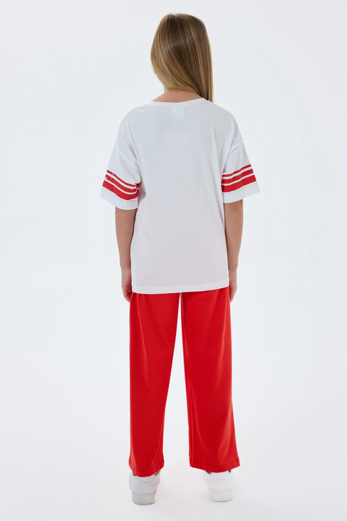 Costum Alb cu Pantaloni Coral 